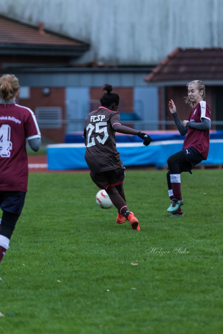 Bild 209 - C-Juniorinnen Halstenbek-Rellingen - St.Pauli : Ergebnis: 0:5